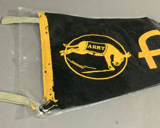 Lot 893: Vintage College Pennants - Army / Yale / Stanford / Princeton