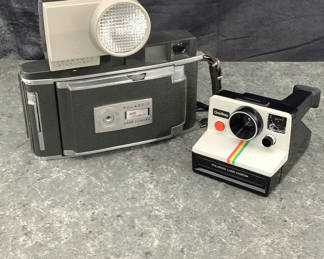 Lot 907: Vintage Polaroid Land Cameras