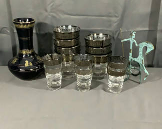Lot 872: Vintage Greek Inspired Barware & Decor