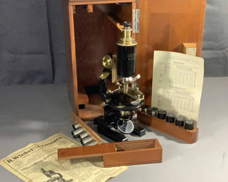 Lot 899: Antique Gottingen Microscope w/Box