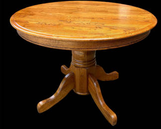 Lot 56: Vintage Oak Round Dinning Table 
