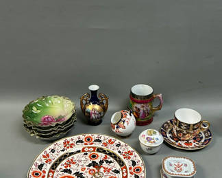 Lot 40: Misc Porcelain 