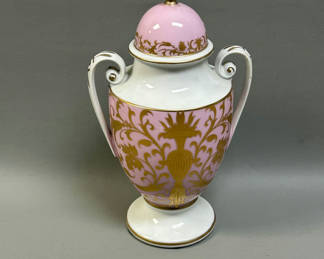 Lot 10: Heinrich Selb Bavaria German Porcelain Urn