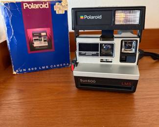 Polaroid Sun 600 LMS camera