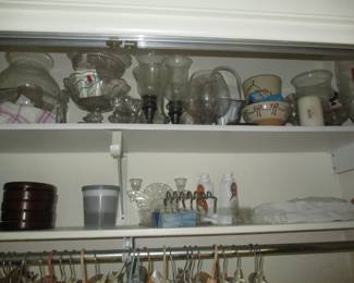 lots of assorted Glasware