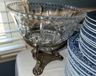 Beautiful crystal bowl with stands