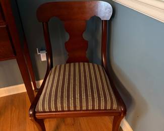 Set of 4 chairs