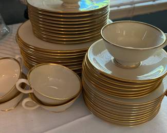 Lenox fishes set for 10