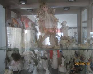 Another Curio Full