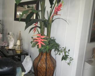 Large Tropical Arrangement 