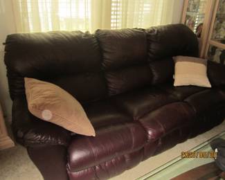 Reclining Ends Sofa