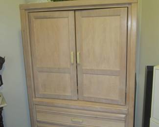 Corner Cabinet