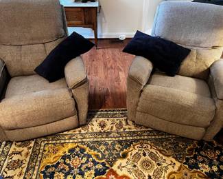 Electric LAZY BOY recliners
