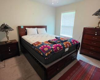 Quilt set, Queen Sized Bed
