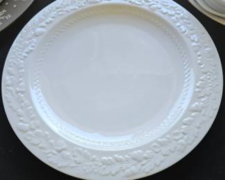 Martha Stewart Acorn  Oak Leaf Embossed Dinnerware second image