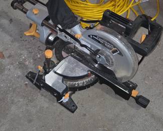 Chicago Electric Sliding Compound Miter Saw third image