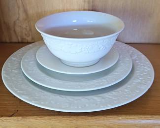 Martha Stewart Acorn  Oak Leaf Embossed Dinnerware