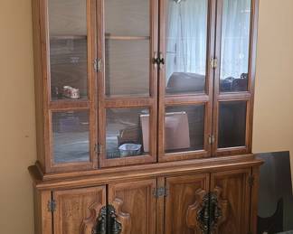 Thomasville China Cabinet