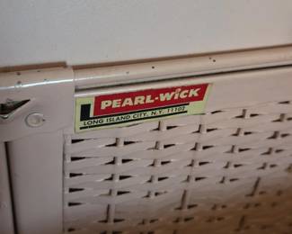 PearlWick Pink Wicker Laundry Hamper third image