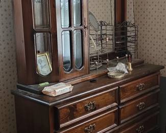 Twopiece Dresser with Mirror