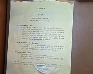 Vintage Singer Sewing Machine Cabinet fourth image