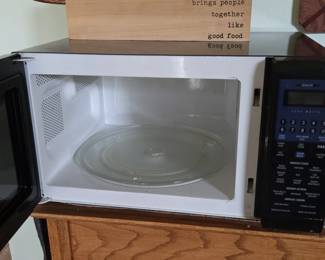 Sharp Carousel Microwave Watts second image