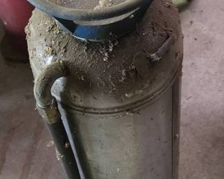 SodaAcid Fire Extinguisher third image