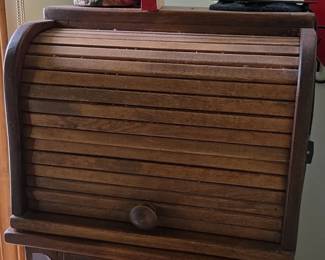 Wooden RollTop Bread Box second image