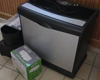AIRCARE Valiant Evaporative Humidifier