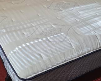 King Size Mattress second image