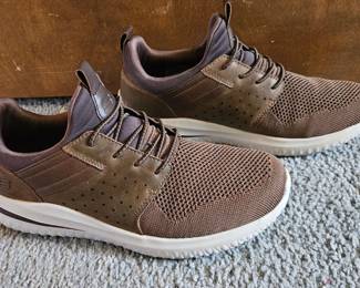 Mens Skechers Delson . Cicada Sneakers, size . second image