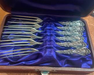 RARE SET OF STERLING APPETIZER FORKS W/ CASE -  WE HATE TO MELT THESE BUT WE DON'T SELL BELOW MELT  FYI 