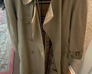 AUTHENTIC VINTAGE BURBERRY MENS TRENCH COAT W/ LINING  