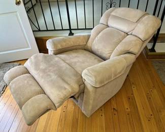 15 LaZBoy Faux Suede Recliner Extended