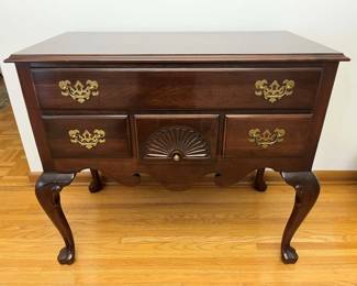 15 Ethan Allen Georgian Court Cherry 5Drawer Lowboy Chest