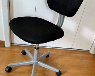 15 Proteus Task Chair