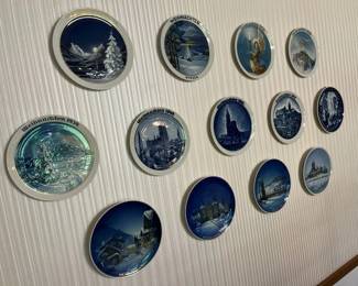 15 Rosenthal Christmas Collectible Porcelain Plates