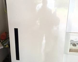 BUY IT NOW! $350.00. Arctic Air Upright Restaurant Freezer. Call Jan at 314 960-5700.