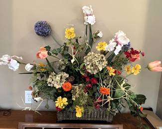 Flower arrangement.