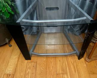 Modern Corner Tempered Glass TV Stand / Media Console