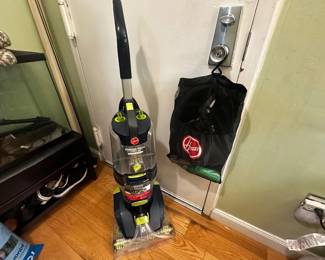 Hoover Power Path Pro XL Carpet Cleaner / Washer