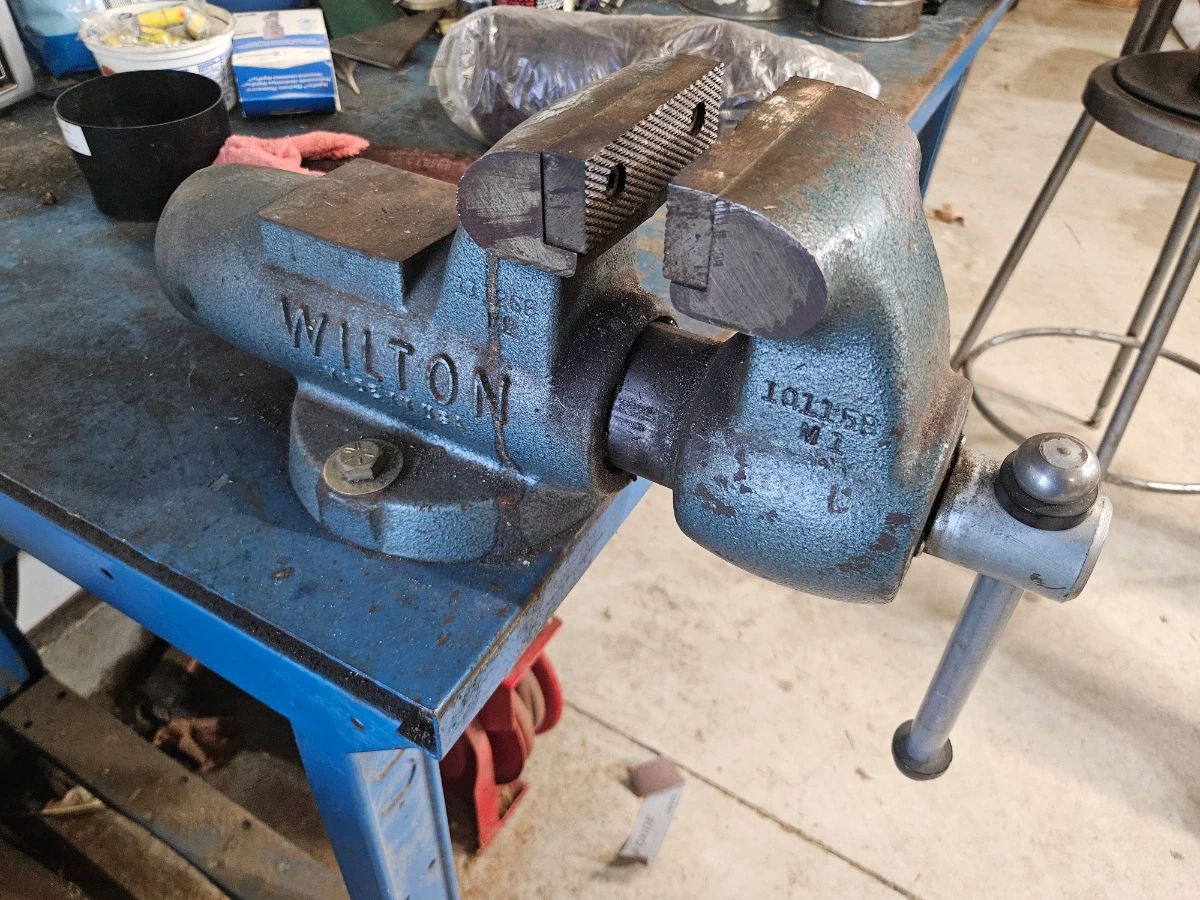 Wilton Vice