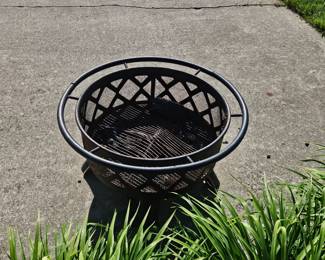 outdoor fire pit 