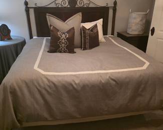 Drexel Heritage Covington Park King Bed