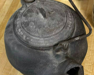 Lot 171: Cast Iron Kettle with Lid
