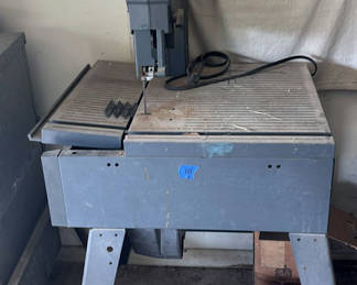 Lot 101: Sears Craftsman 12-inch Two-Speed Bandsaw on Metal Stand