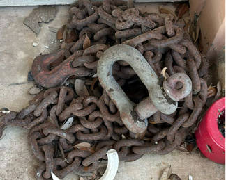 Lot 174: metal chains and shackles