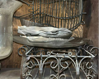 Lot 149: Vintage wrought-iron decor and glassware