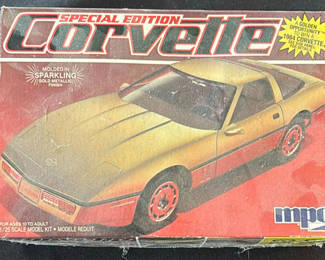 Lot 130: Special Edition Corvette 1/25-Scale Model Kit