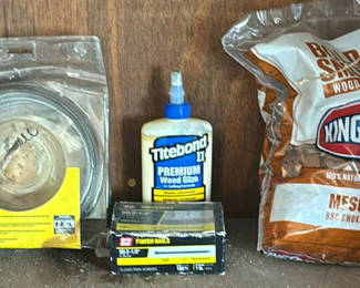 Lot 123: Hardware and grilling accessories assortment